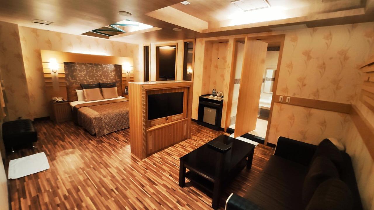 וואנלי Giyoche Motel מראה חיצוני תמונה